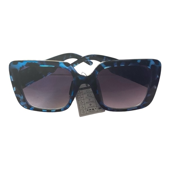 NWT-GISELLE-OVERSIZED SUNGLASSES - Picture 1 of 5